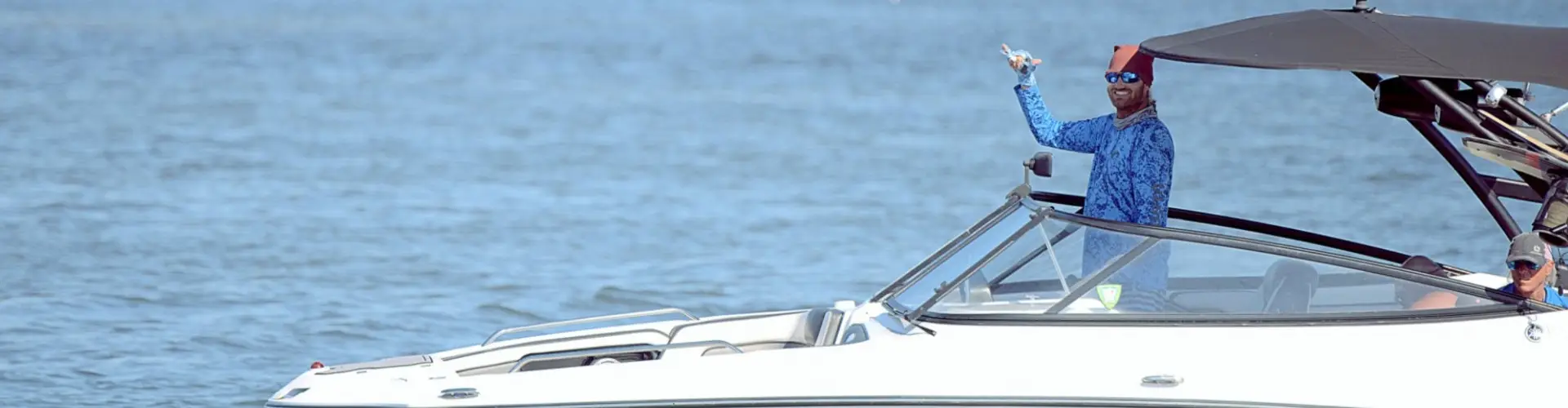 A Saint Petersburg gliding around Tampa Bay area.